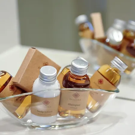 Starowka - Riverside Apartment *