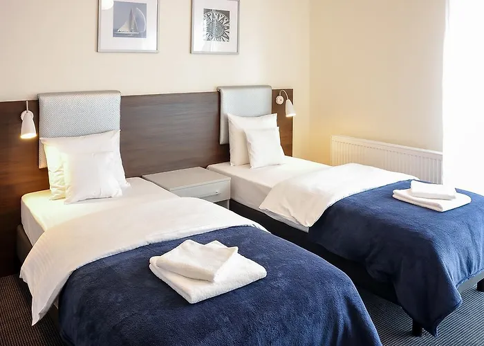 Starowka - Riverside Apartment